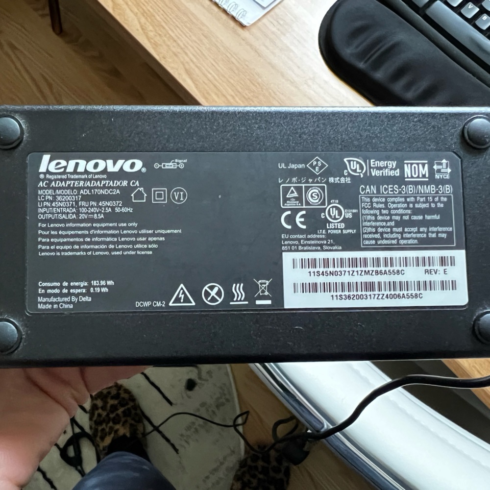 Lenovo ThinkPad Ultra Docking Station with Compatible Laptop Charger
